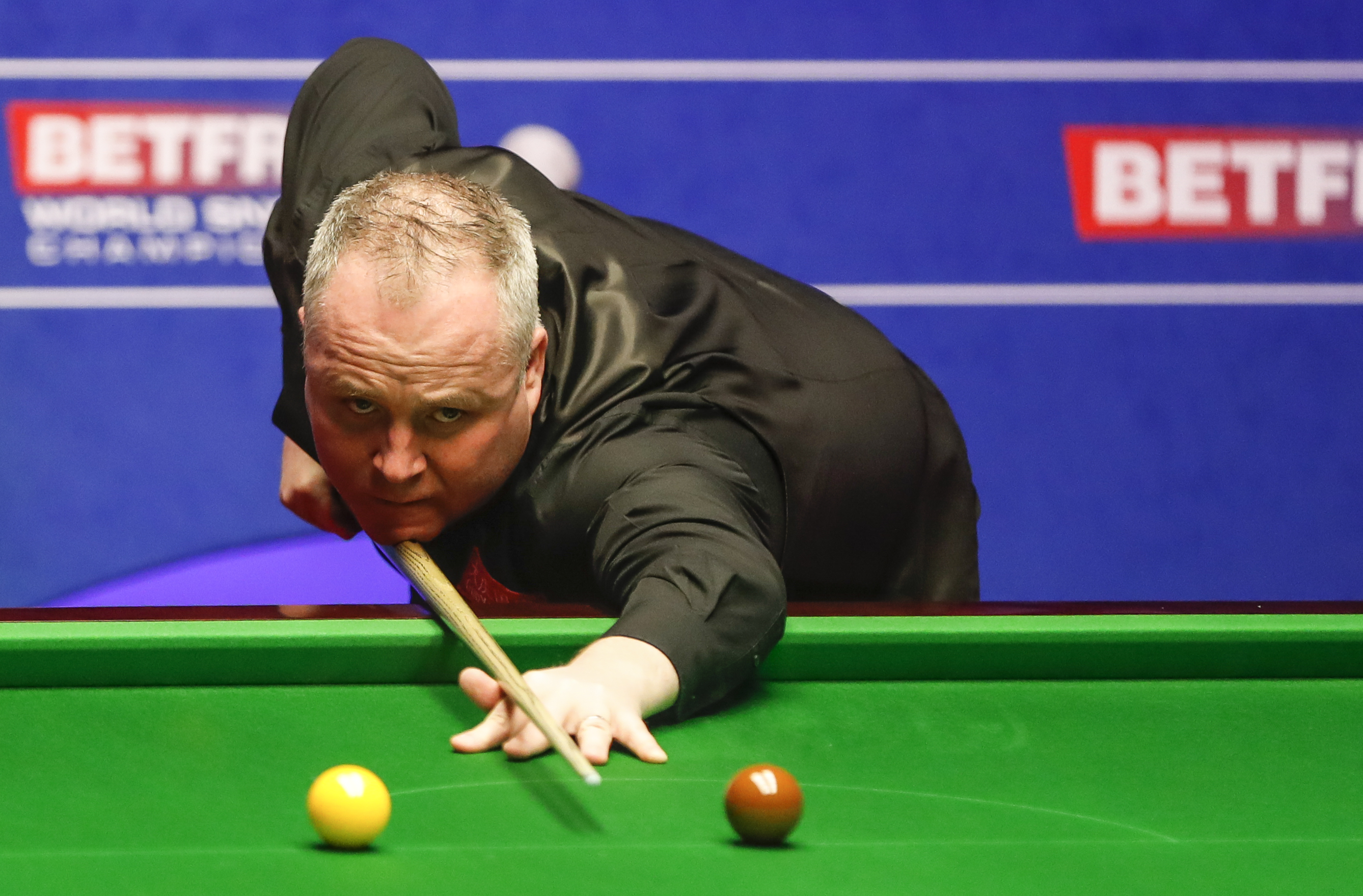 以英超某强 以英超某强