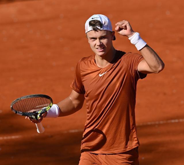 勇闯八强 勇闯八强