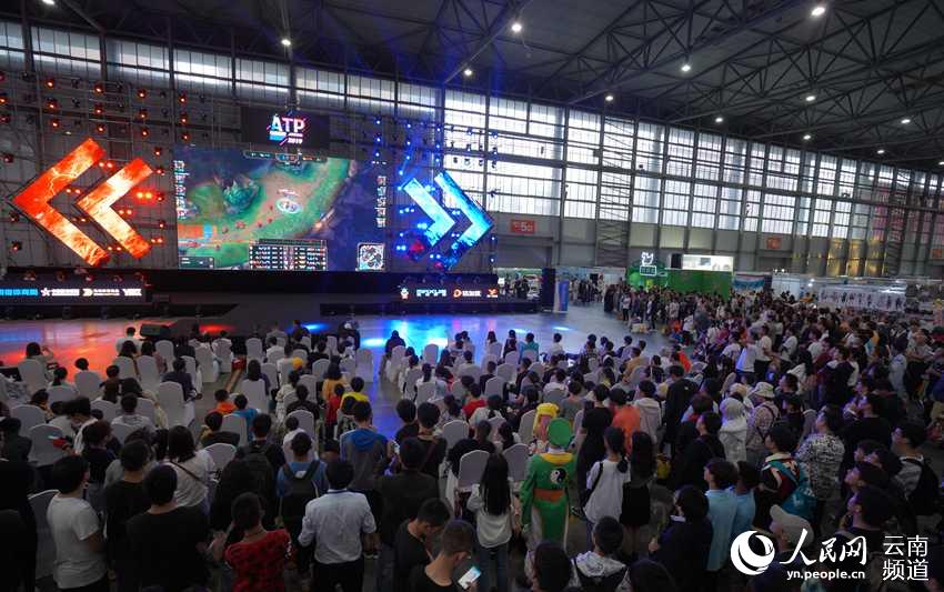 半空间利用 半空间利用